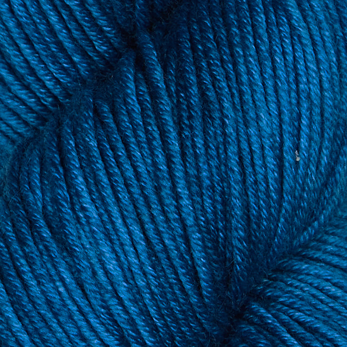 Symfonie Hand Dyed Yarns - Viva - Superwash Merino DK - Peacock Blue