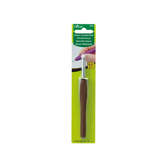 Clover - 5.5" Amour Crochet Hook