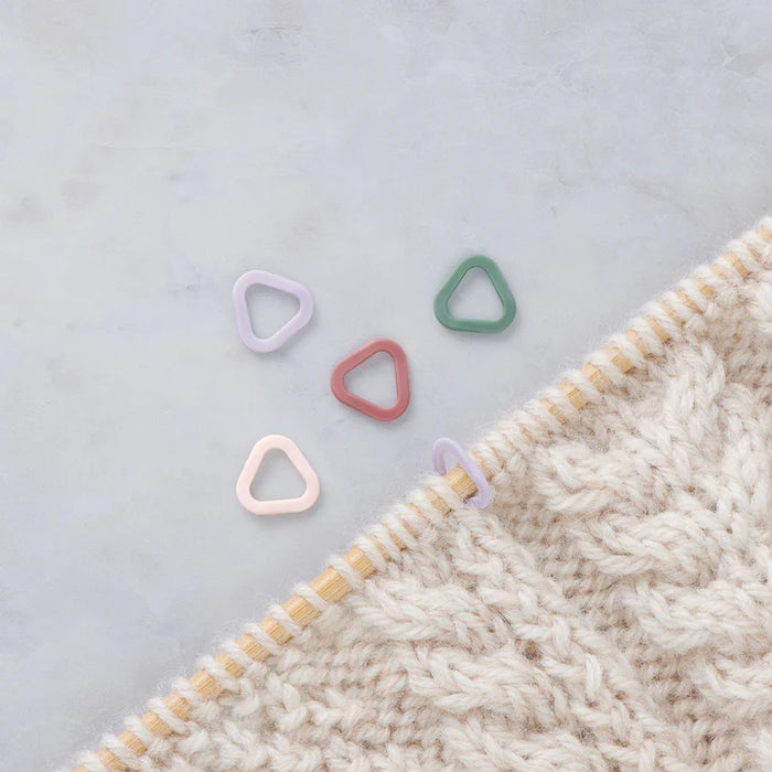 Clover - Soft Stitch Markers (Triangle) - Small