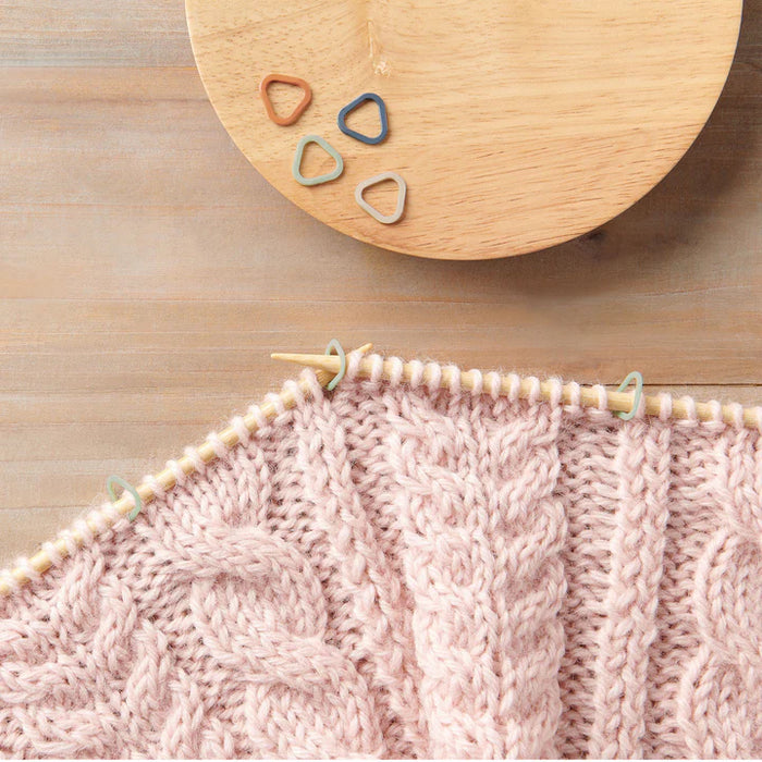 Clover - Soft Stitch Markers (Triangle) - Medium