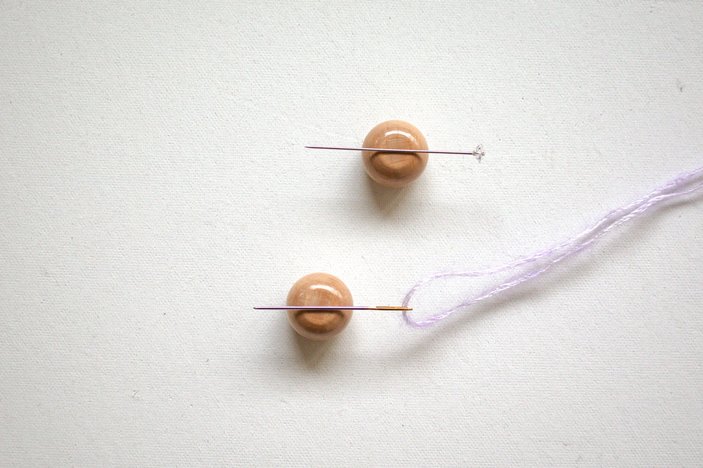 Seeknit - Magnetic Needle Keeper Wood ball