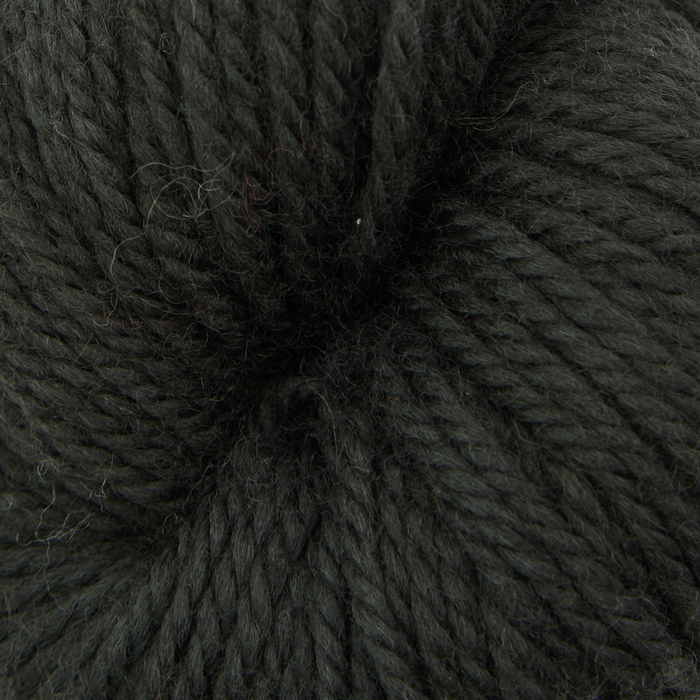 Oxford - VJ Solid Worsted Yarn - Cast Iron 4 oz. skein (approx. 131 yds)