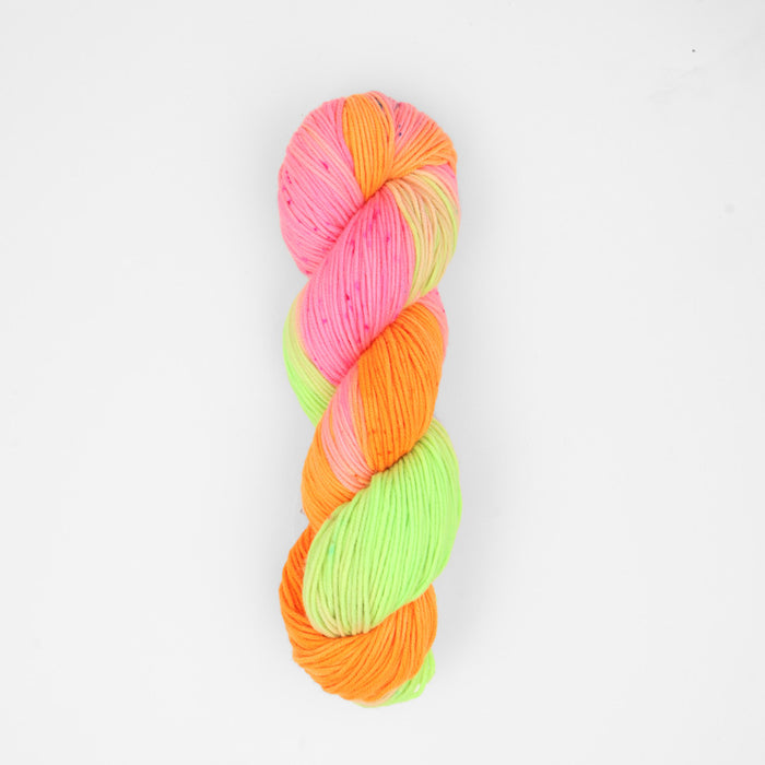 Symfonie Hand Dyed Yarns - Viva Variegated - Superwash Merino DK - Galaxy Glow