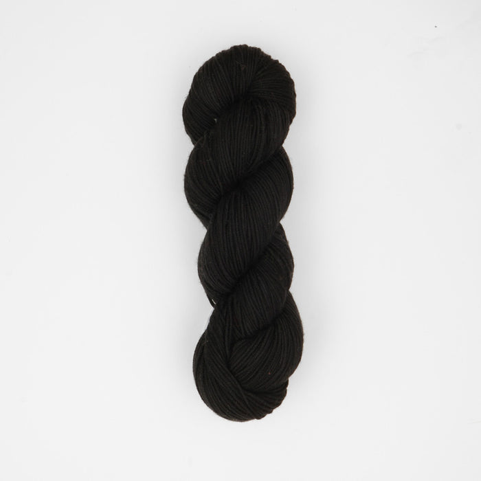 Symfonie Hand Dyed Yarns - Viva - Superwash Merino DK - Jet Black