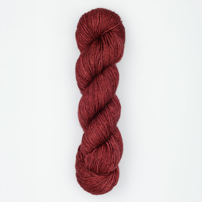 Symfonie Hand Dyed Yarns - Serra - Merino & Alpaca - Red Fall