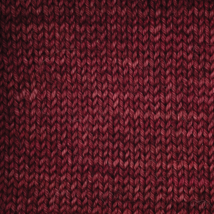 Symfonie Hand Dyed Yarns - Serra - Merino & Alpaca - Red Fall