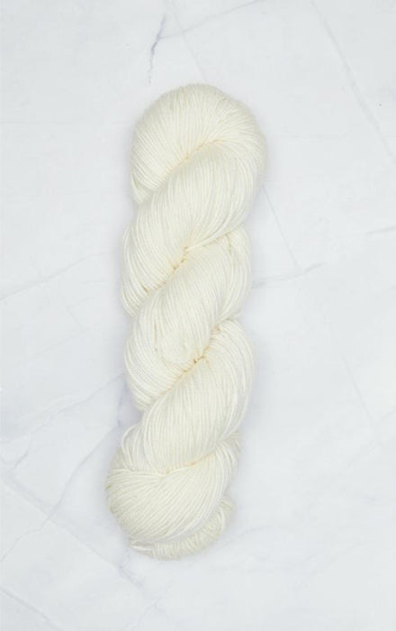 Symfonie Hand Dyed Yarns - Viva - Superwash Merino DK - Jasmine