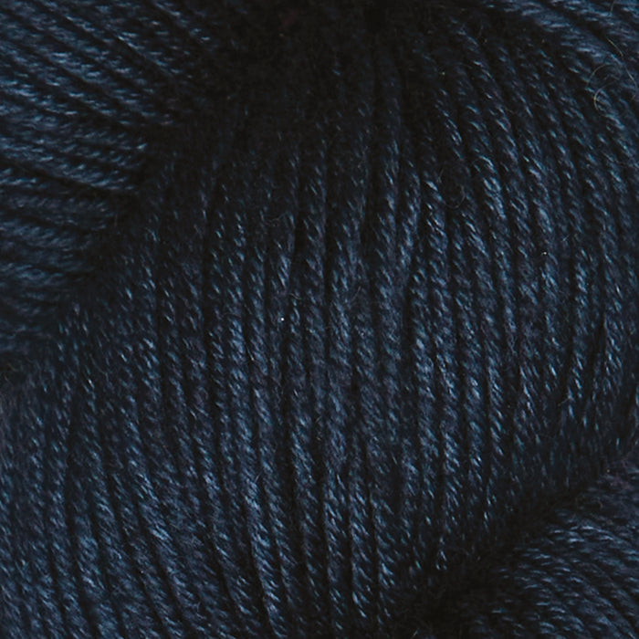 Symfonie Hand Dyed Yarns - Viva - Superwash Merino DK - Midnight Blue
