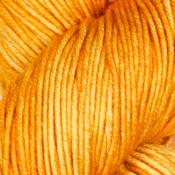 Symfonie Hand Dyed Yarns - Viva - Superwash Merino DK - Mango