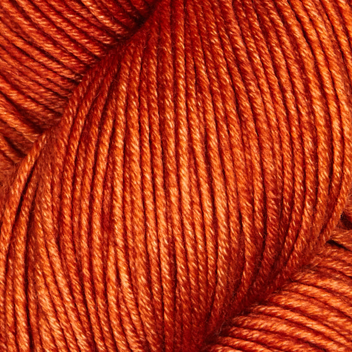 Symfonie Hand Dyed Yarns - Viva - Superwash Merino DK - Burnt Sugar
