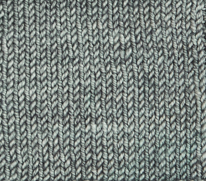 Symfonie Hand Dyed Yarns - Luna - Merino & Silk DK - Silver bangle