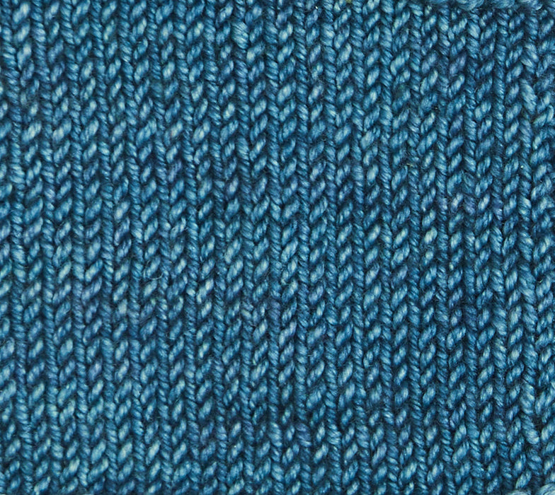 Symfonie Hand Dyed Yarns - Luna - Merino & Silk DK - Skylight