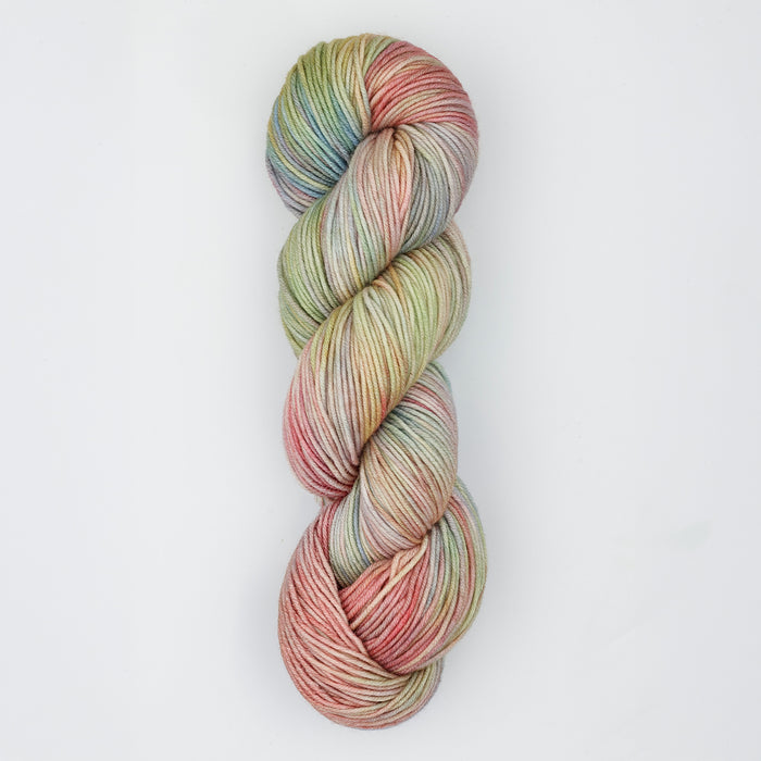 Symfonie Hand Dyed Yarns - Viva Variegated - Superwash Merino DK - Sugar Cloud