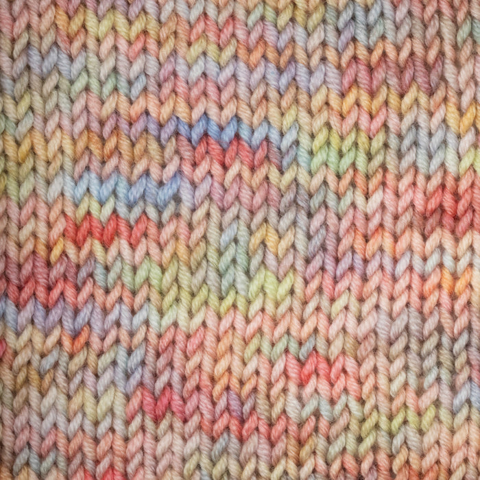 Symfonie Hand Dyed Yarns - Viva Variegated - Superwash Merino DK - Sugar Cloud