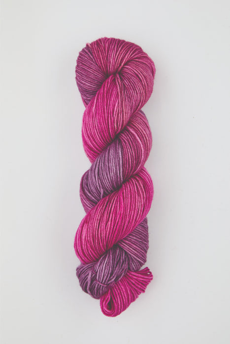 Symfonie Hand Dyed Yarns - Viva Variegated - Superwash Merino DK - Autumn Rose