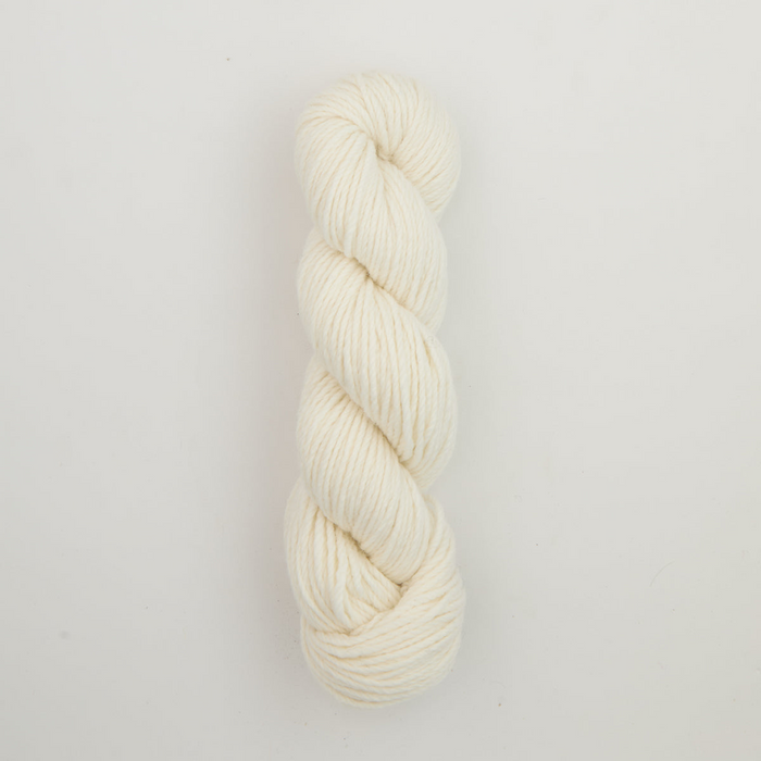 Oxford - VJ Solid Worsted Yarn - Bleached White 4 oz. skein (approx. 131 yds)