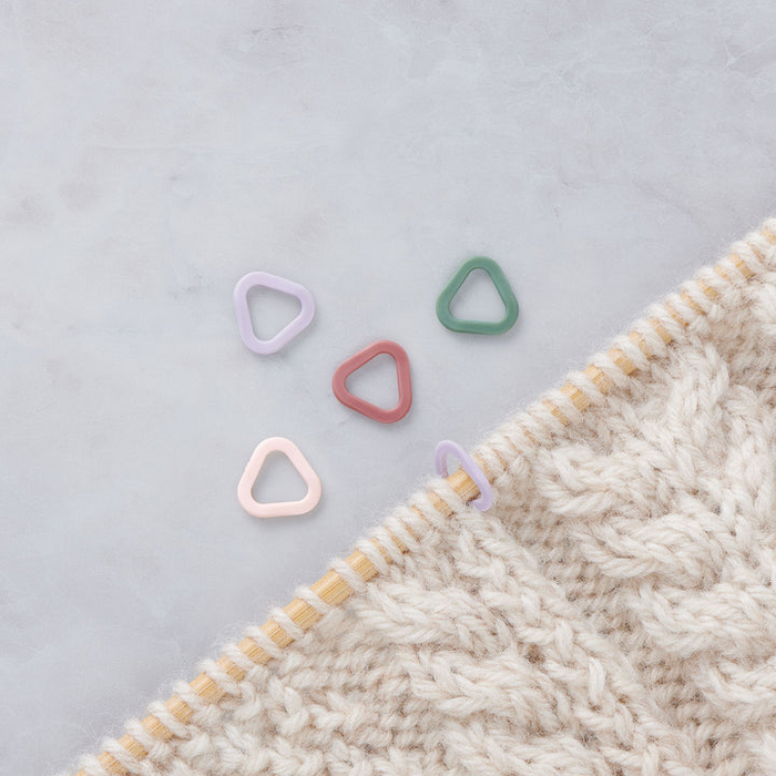 Clover - Soft Stitch Markers (Triangle) - Small