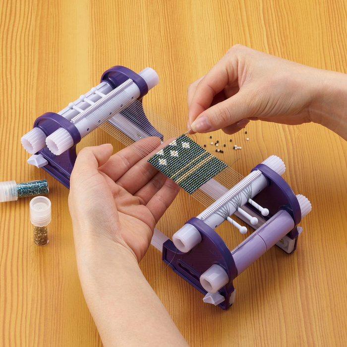 Clover - Beading Loom  *Discontinued*
